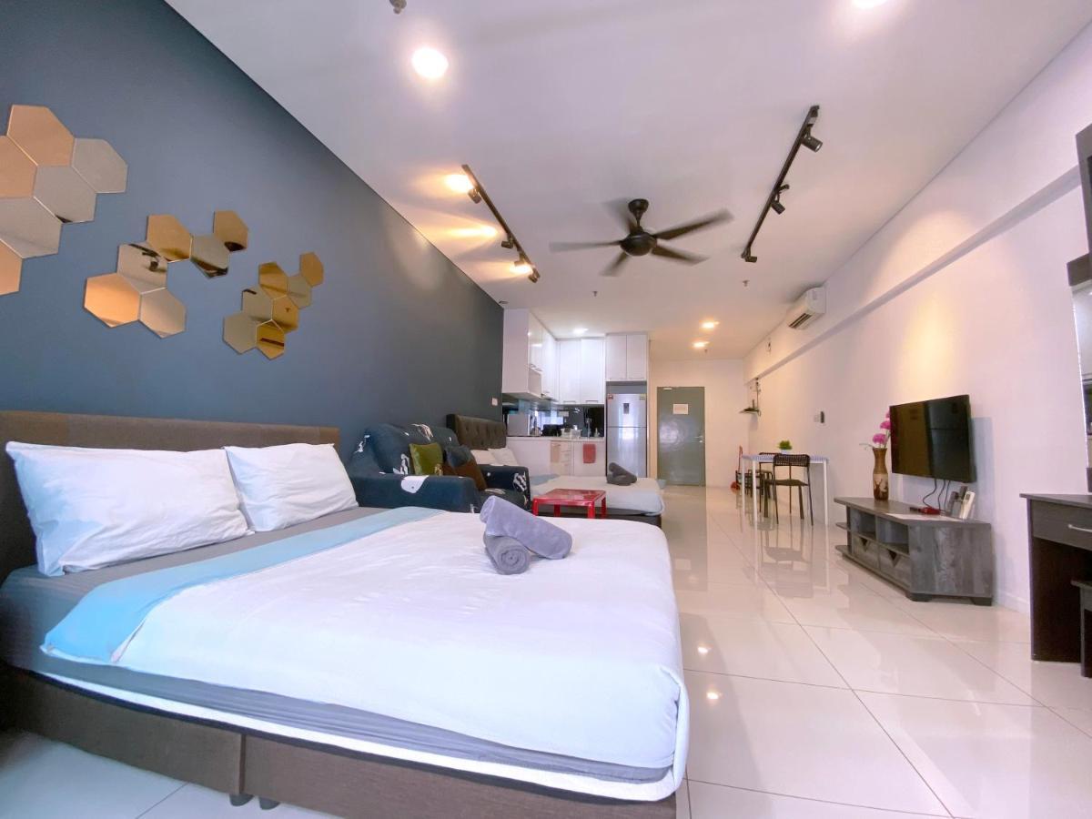 Mercu Summer Suite Klcc @ Penguin Homes Куала-Лумпур Экстерьер фото